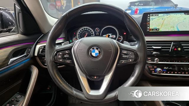 BMW 5 Series (G30) 2018 Черный из Кореи, фото 4