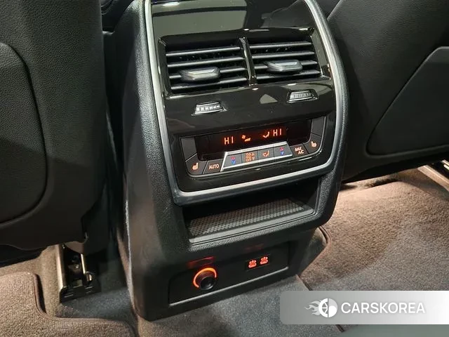 BMW X5 (G05) 2025 Черный из Кореи, фото 4