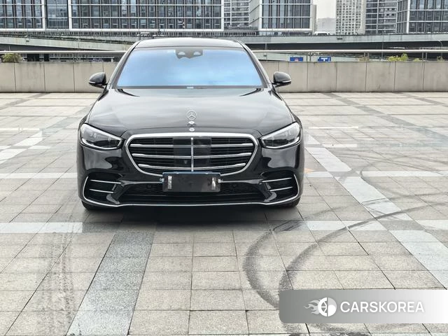Mercedes-Benz S-class 2024 Черный из Китая, фото 4