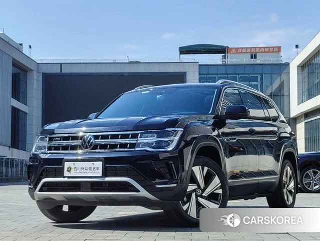 Volkswagen Tourang 2023 Черный из Китая, фото 4