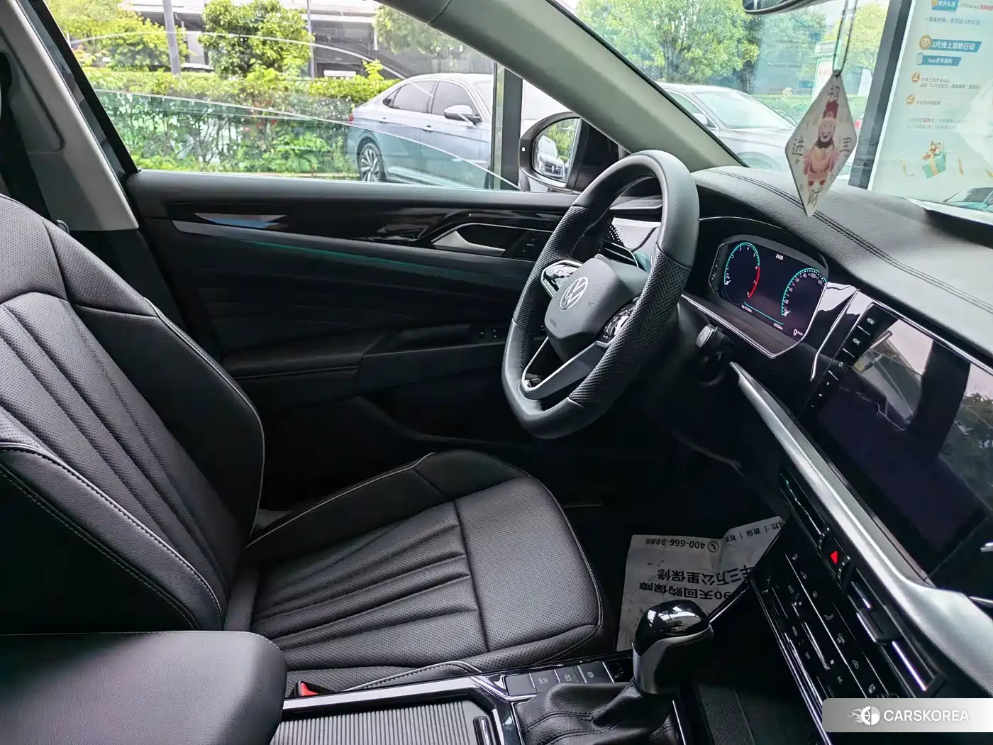Volkswagen Passat 2024 Черный из Китая, фото 4