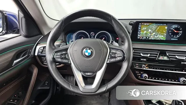 BMW 5 Series (G30) 2018 Синий из Кореи, фото 4