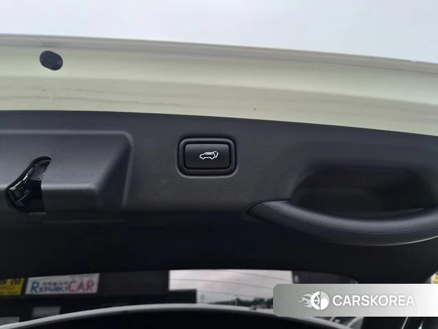 Kia Di Ol Nu Niro 2022 Белый из Кореи, фото 4