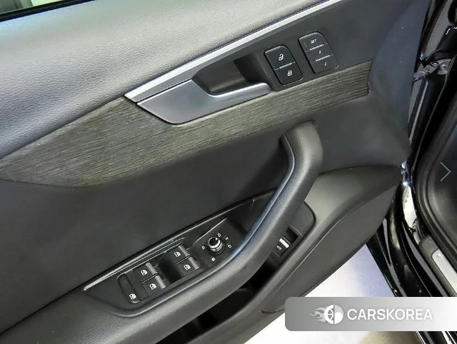 Audi A4 (B9) 2018 Черный из Кореи, фото 4