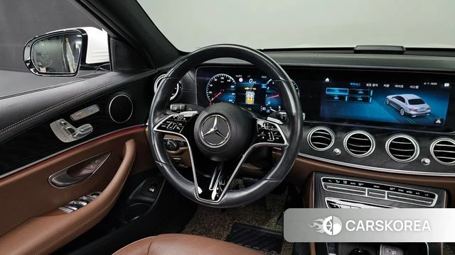 Mercedes-Benz E-Class W213 2022 Белый из Кореи, фото 4