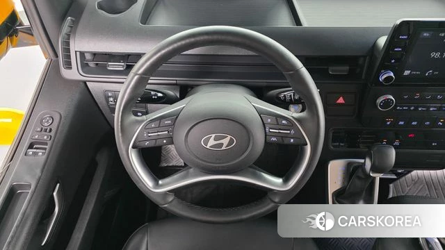 Hyundai Staria 2024 Желтый из Кореи, фото 4