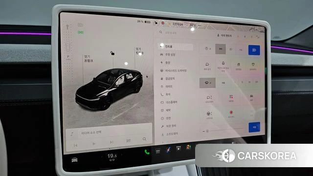 Tesla Model Y 2025 Черный из Кореи, фото 4