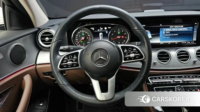 Mercedes-Benz E-Class W213 2018 Белый из Кореи, фото 4
