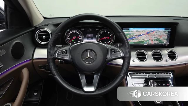 Mercedes-Benz E-Class W213 2018 Синий из Кореи, фото 4