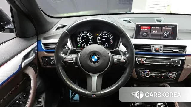 BMW X1 (F48) 2021 Черный из Кореи, фото 4