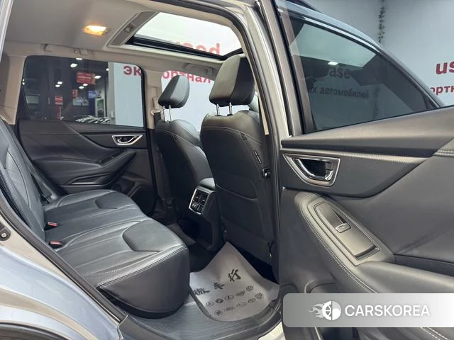 Subaru FORESTER Forester 2022 Серебристо-серый из Китая, фото 4