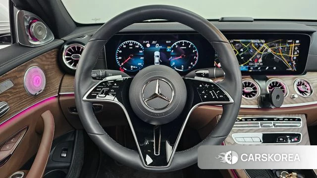 Mercedes-Benz E-Class W213 2023 Белый из Кореи, фото 4