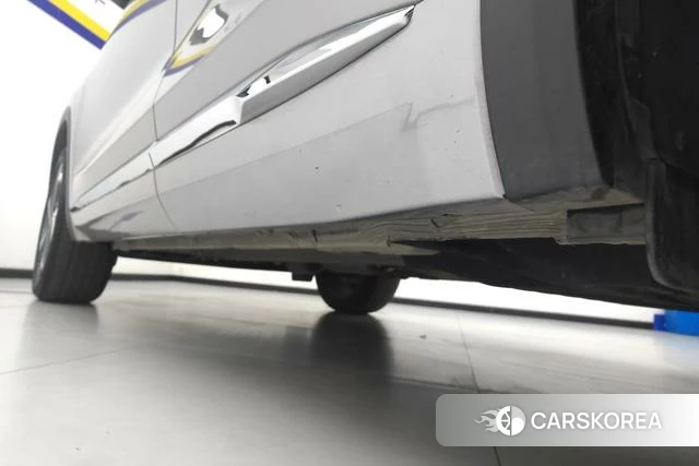 Geely Automobile Xingyue L 2024 Темно-серый из Китая, фото 4