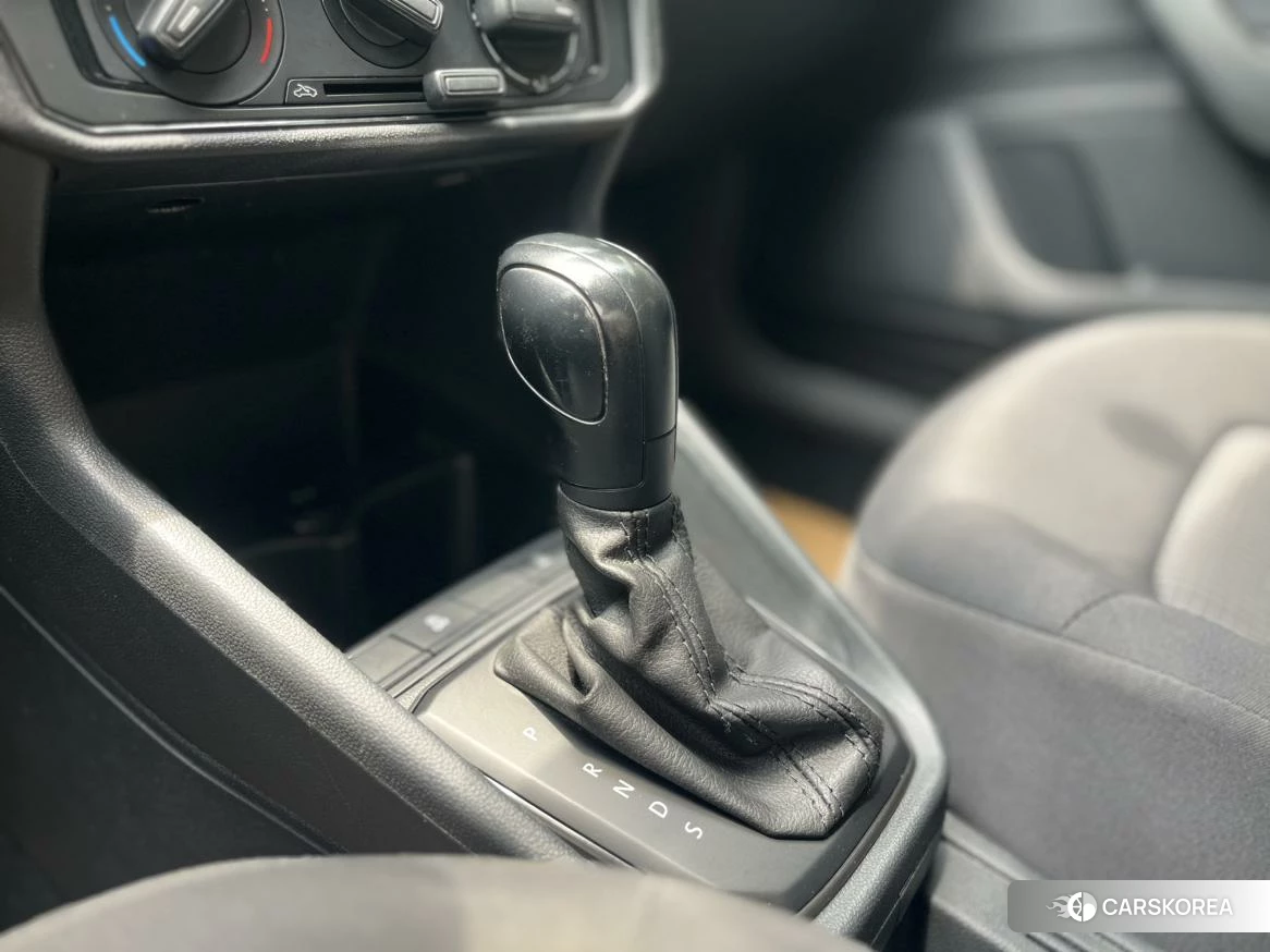 Volkswagen Santana 2020 Белый из Китая, фото 4