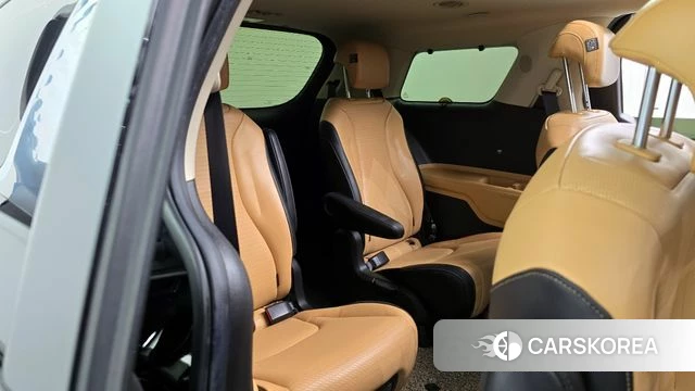 Kia Carnival 4th generation 2020 Черный из Кореи, фото 4