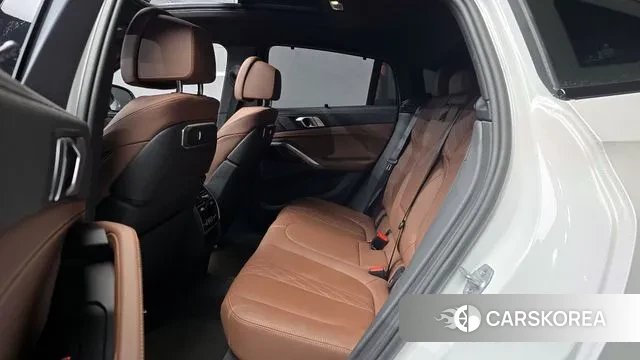 BMW X6 (G06) 2024 Белый из Кореи, фото 4