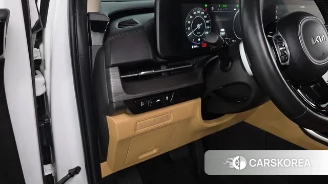 Kia Carnival 4th generation 2023 Белый из Кореи, фото 4