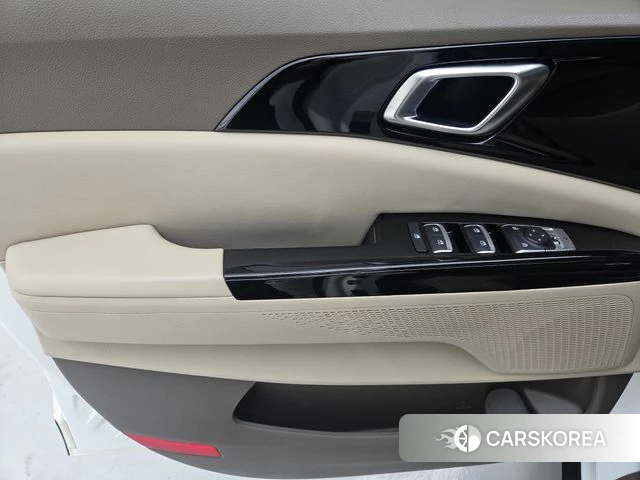 Kia Carnival 4th generation 2022 Белый из Кореи, фото 4
