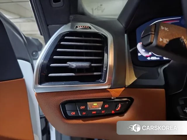 BMW 8 Series (G15) 2023 Белый из Кореи, фото 4