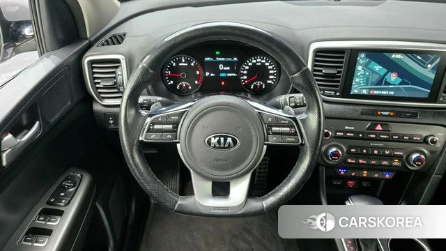 Kia Sportage The Bold 2021 Серебристо-серый из Кореи, фото 4