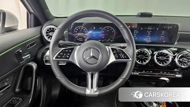 Mercedes-Benz A-Class W177 2024 Белый из Кореи, фото 4