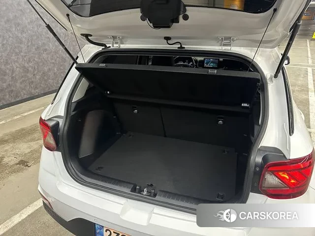 Hyundai Venue 2021 Белый из Кореи, фото 4