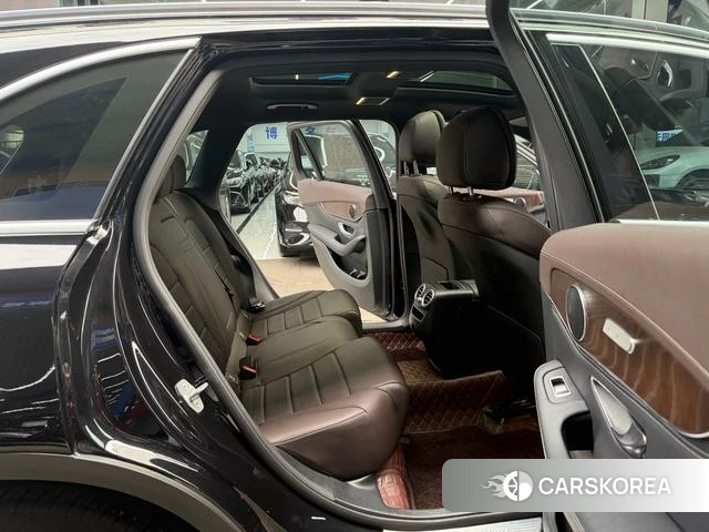 Mercedes-Benz GLC 2021 Черный из Китая, фото 4