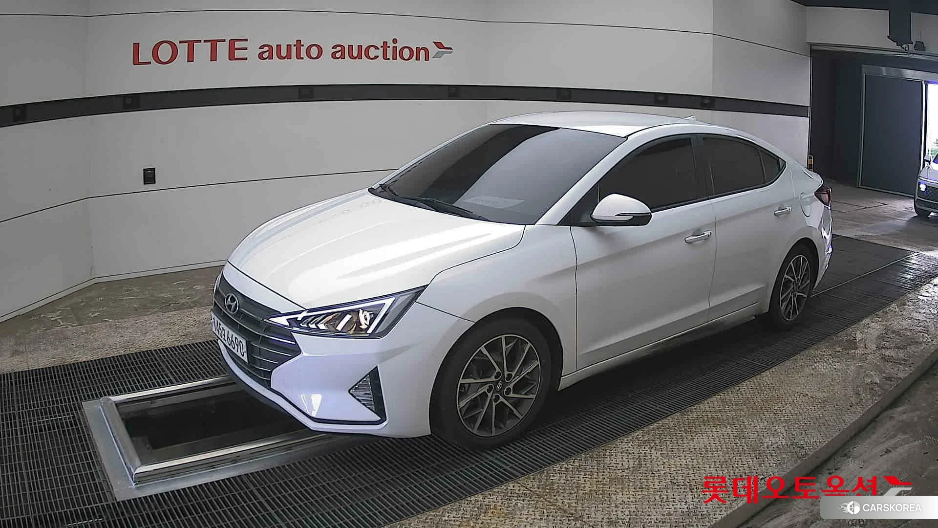 Hyundai Avante 2020 Polar White из Кореи, фото 4