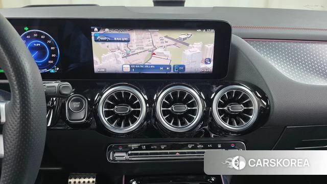 Mercedes-Benz EQA H243 2024 Белый из Кореи, фото 4