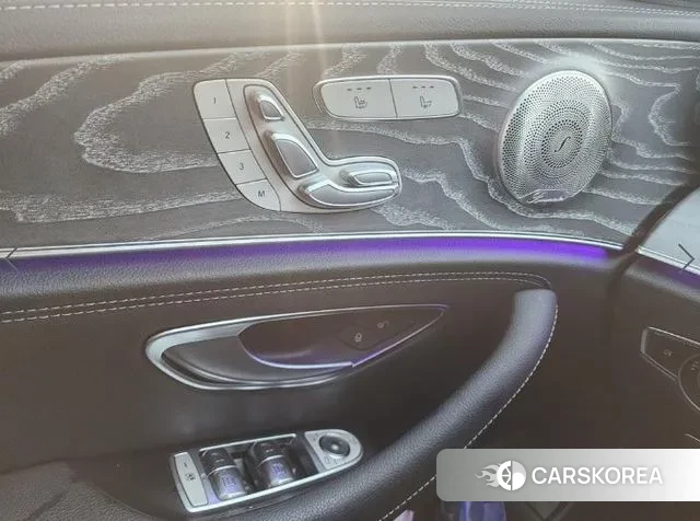 Mercedes-Benz E-Class W213 2022 Синий из Кореи, фото 4