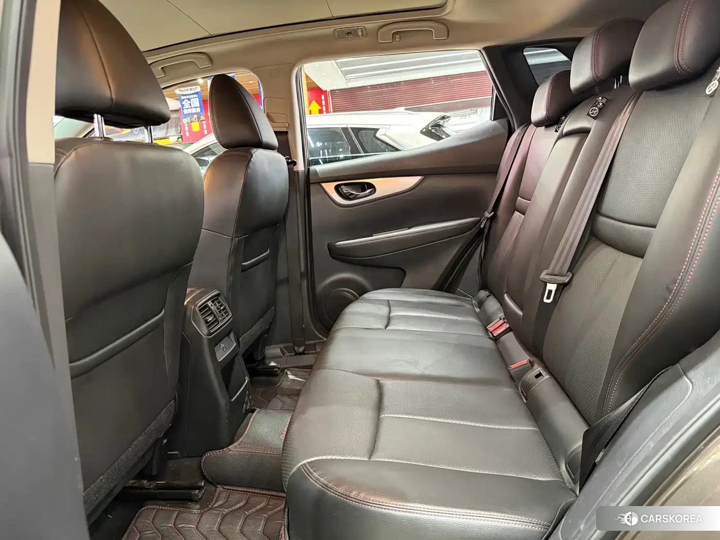 Nissan Qashqai 2022 Champagne/brown из Китая, фото 4