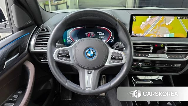 BMW iX3 2024 Белый из Кореи, фото 4