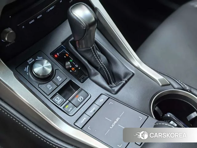 Lexus NX 2018 Белый из Китая, фото 4