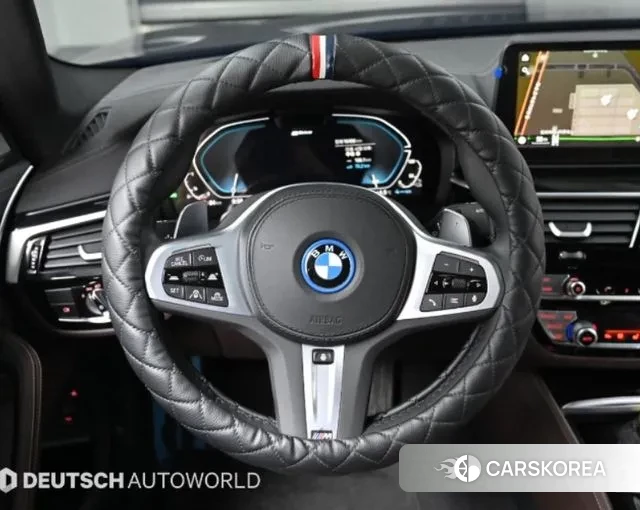 BMW 5 Series (G30) 2023 Серый из Кореи, фото 4