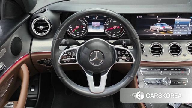 Mercedes-Benz E-Class W213 2020 Черный из Кореи, фото 4