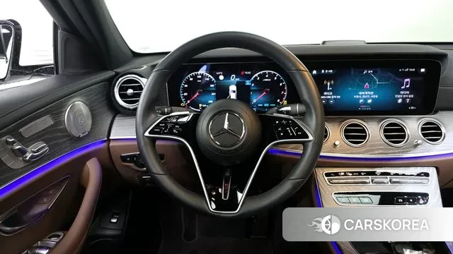 Mercedes-Benz E-Class W213 2022 Белый из Кореи, фото 4