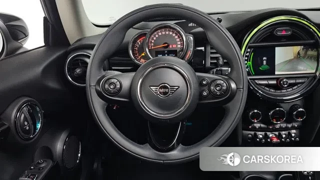Mini Cooper 2019 Жемчужный цвет из Кореи, фото 4