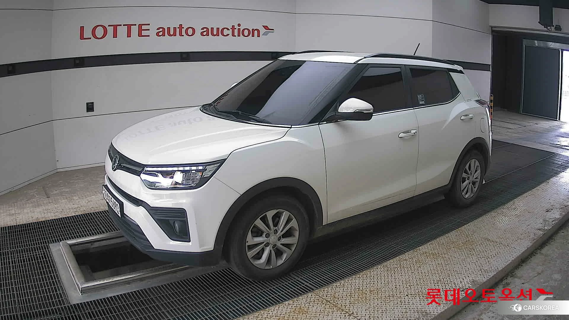 SsangYong Tivoli 2021 Grand White из Кореи, фото 4