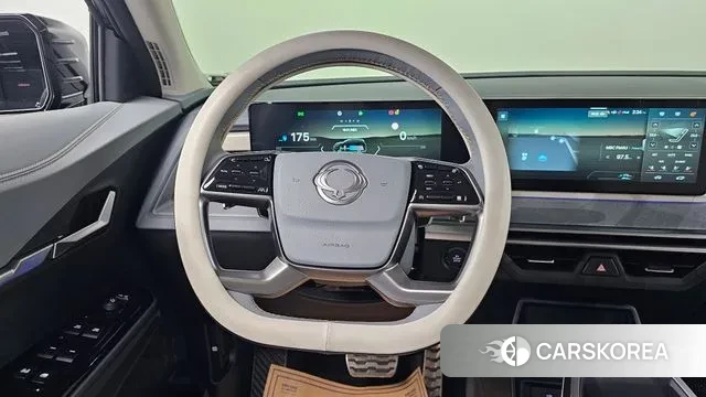 Ssangyong Torres EVX 2024 Черный из Кореи, фото 4