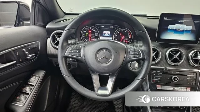 Mercedes-Benz A-Class W176 2018 Черный из Кореи, фото 4