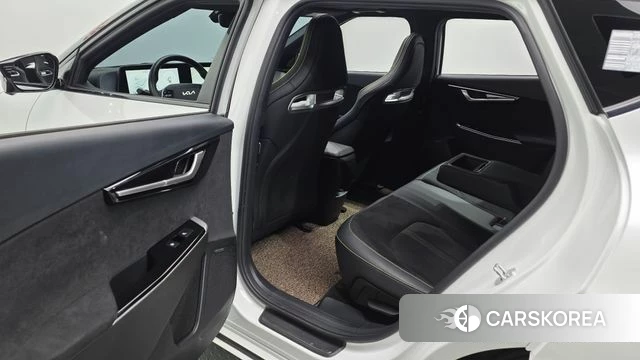 Kia EV6 2023 Белый из Кореи, фото 4