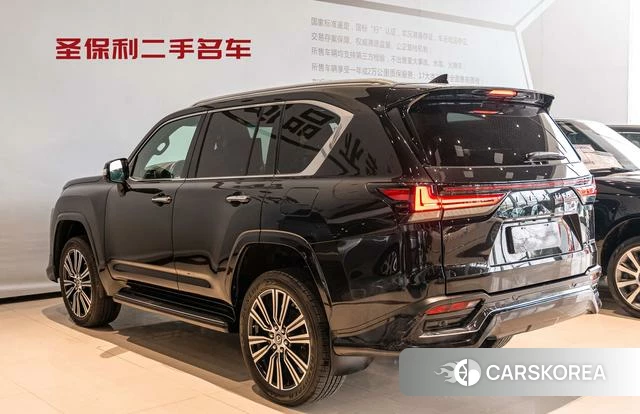Lexus LX 2025 Черный из Китая, фото 4