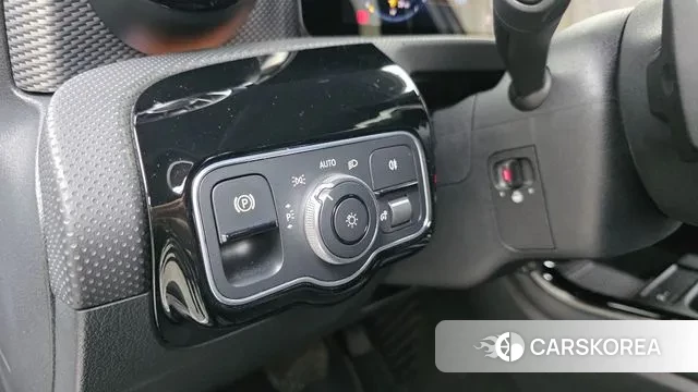 Mercedes-Benz A-Class W177 2021 Серебряный из Кореи, фото 4