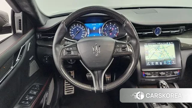 Maserati Quattroporte 2018 Черный из Кореи, фото 4