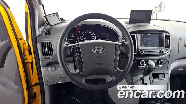 Hyundai The New Grand Starex 2018 Желтый из Кореи, фото 4