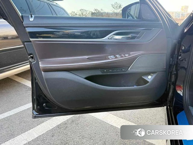 BMW 7 Series (G11) 2018 Синий из Кореи, фото 4