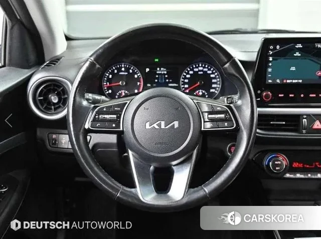 Kia The New K3 2nd generation 2021 Белый из Кореи, фото 4