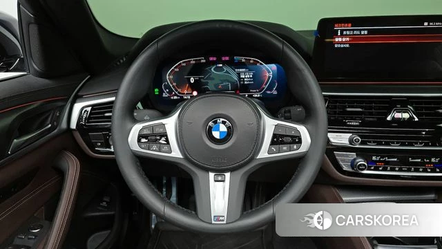 BMW 5 Series (G30) 2023 Черный из Кореи, фото 4