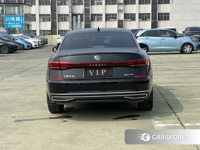 Volkswagen Passat 2025 Черный из Китая, фото 4