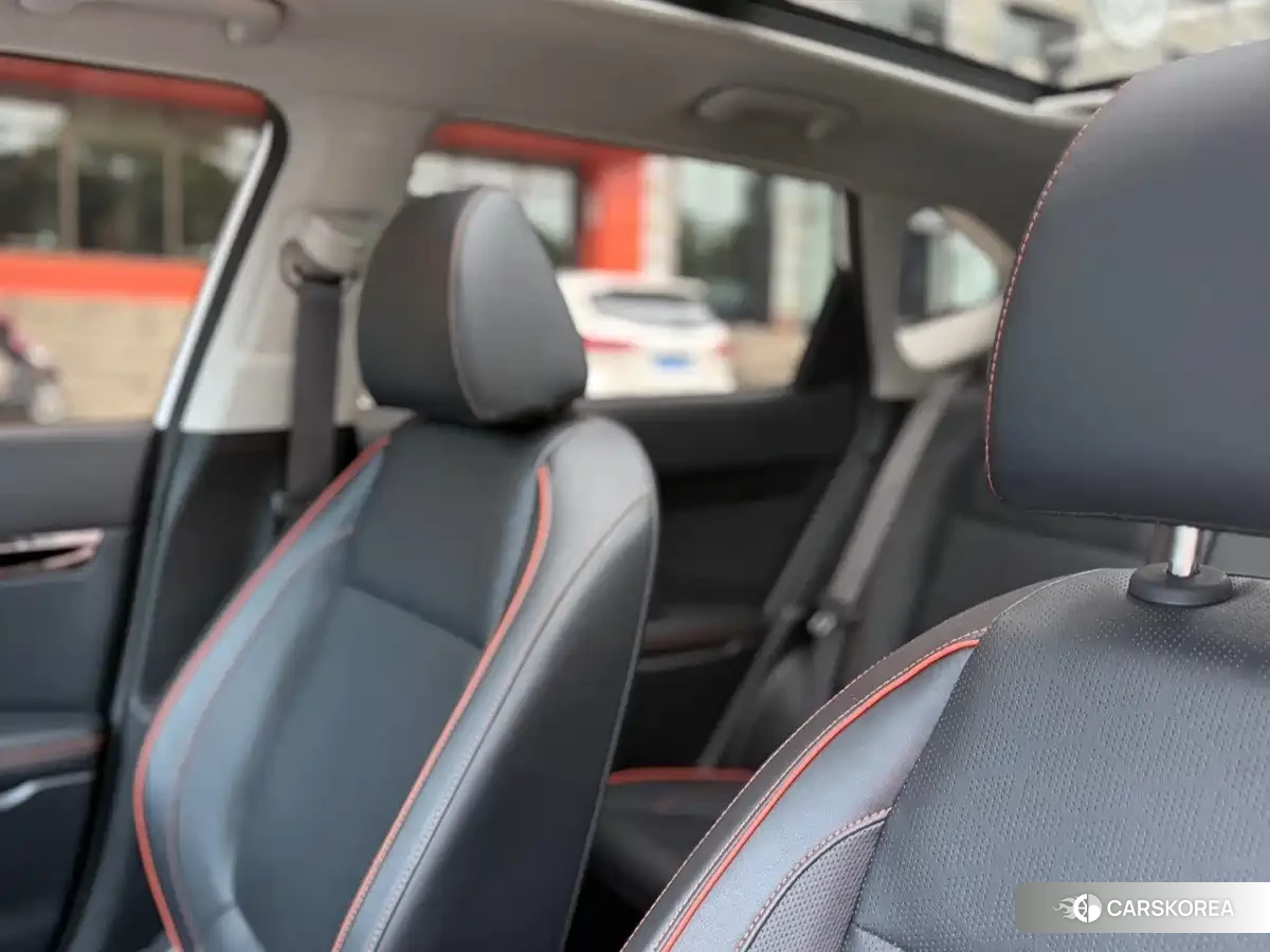 Kia Seltos 2023 Белый из Китая, фото 6